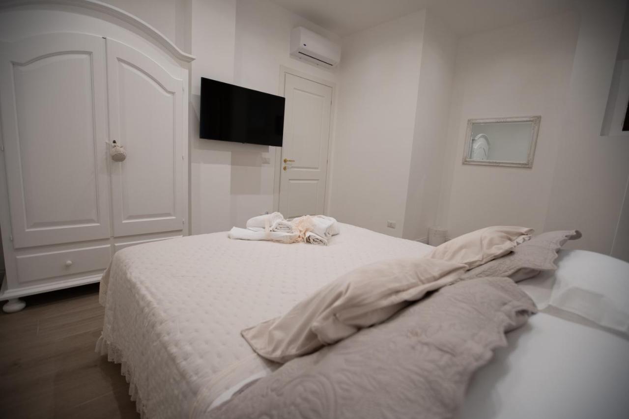 Suite Imperiale Colosseo โรม ภายนอก รูปภาพ